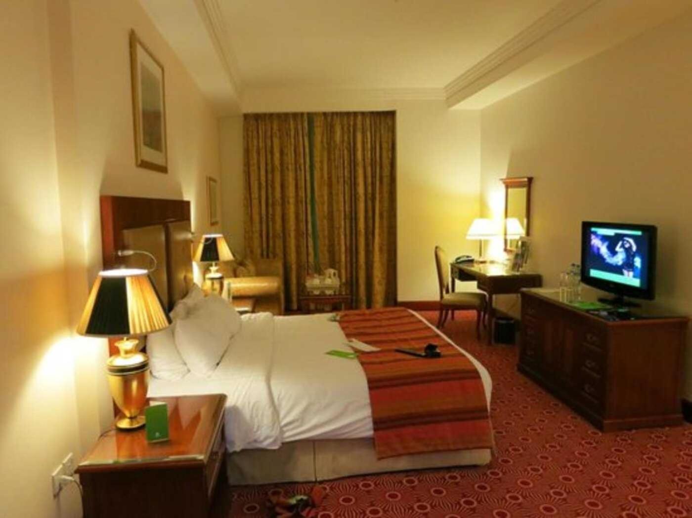 Hotel Sunday Holiday International 4*